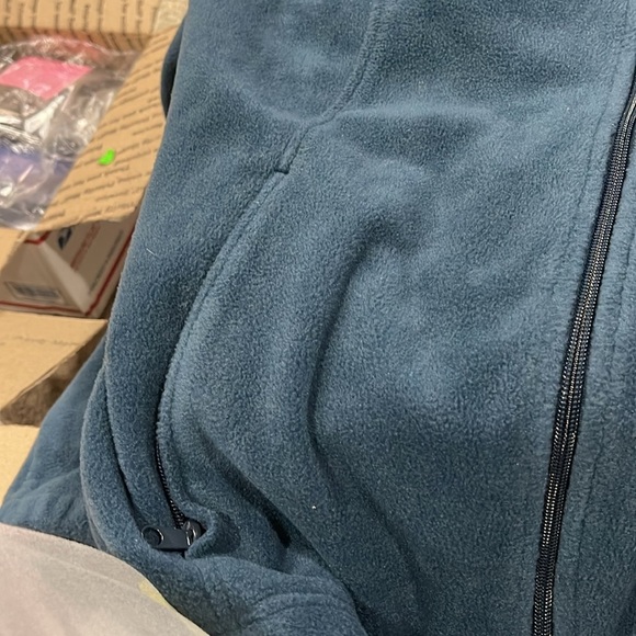 Columbia NEW, unisex extra large Columbia fleece jacket emerald green. - Picture 8 of 9